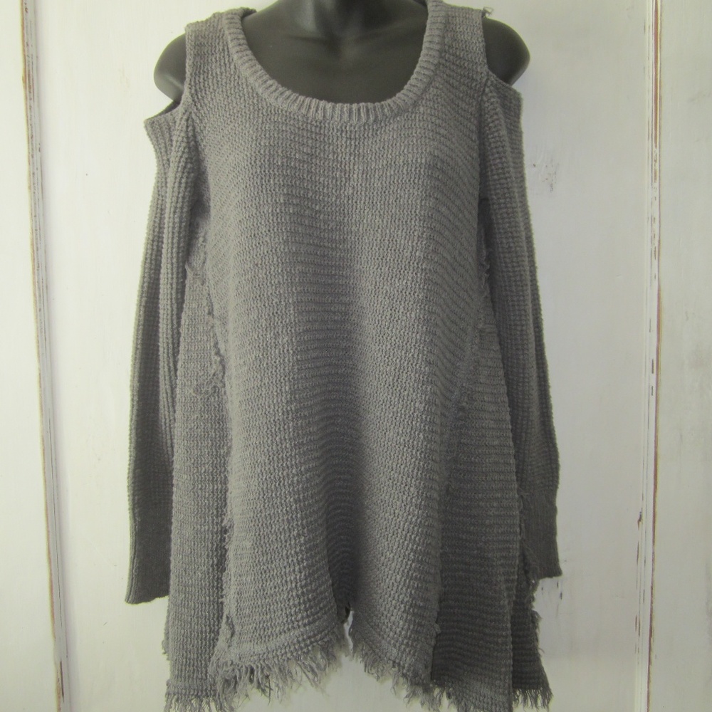 Ruby Moon XS - Open Shoulder